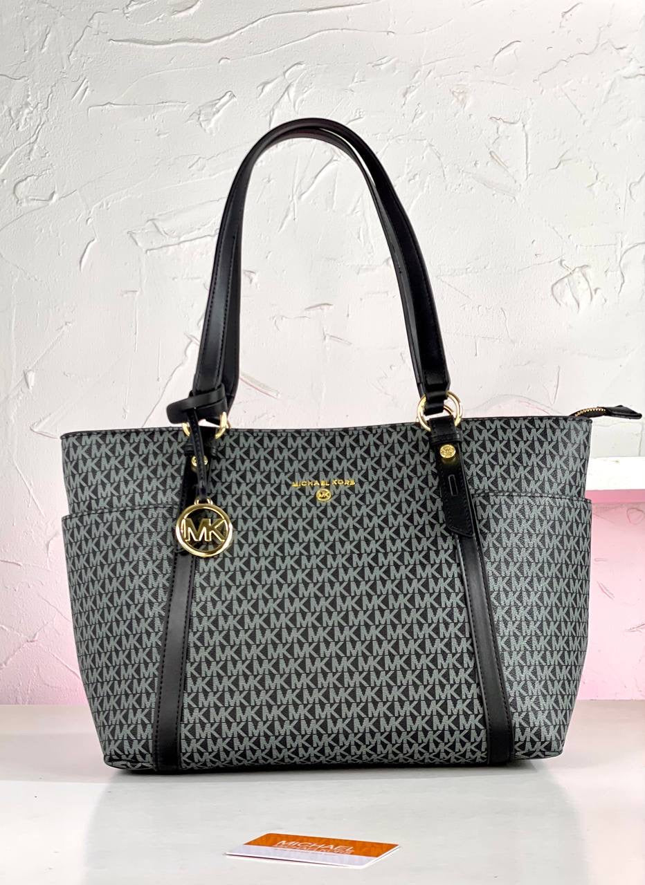Michael Kors ( MK )