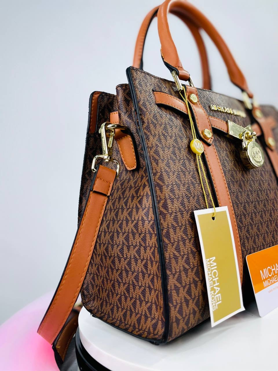 MICHAEL KORS