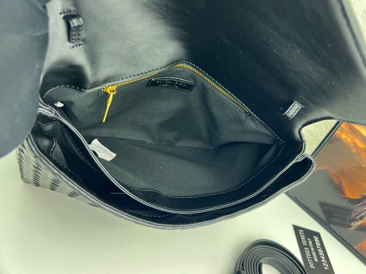 BOTTEGA